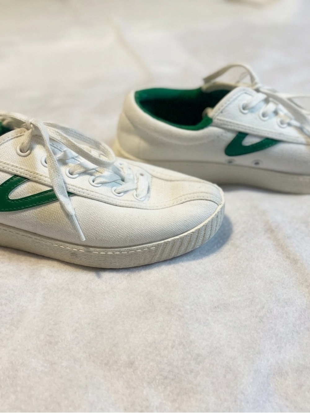 Tretorn Nylite Plus Canvas Sneakers White/Green Women's Size 5